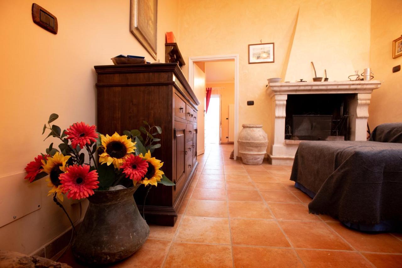 Relax Nell' Antico Borgo Villa Casperia Dış mekan fotoğraf