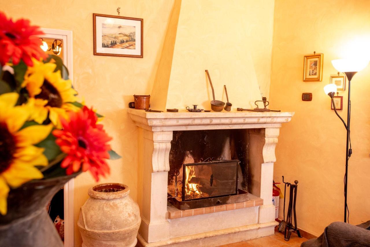 Relax Nell' Antico Borgo Villa Casperia Dış mekan fotoğraf